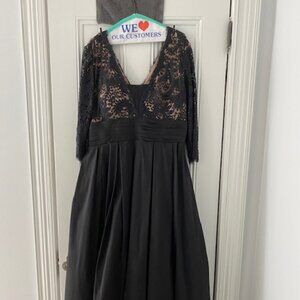 Jovani Mother of the Bridge Black Gown Size 18